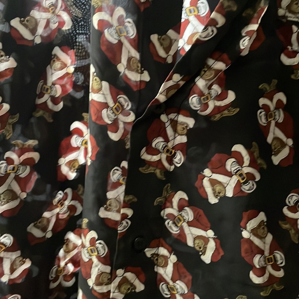 Ugly (Sweater) Christmas Button Up Shirt - Short Sleeved - Men’s Large - Santa